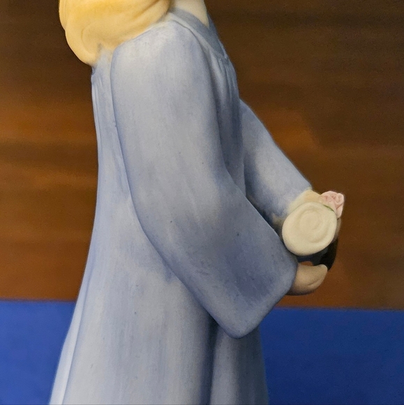 ENESCO @1991 Growing Up Girls Blonde Graduate - Picture 4 of 5